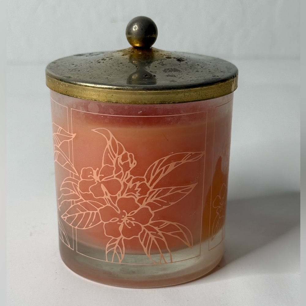 Vintage Jafra Royal Almond 2" Candle Glass Holder w/Lid‎ Floral Design Retro New